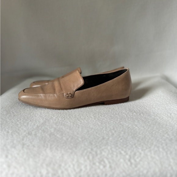 Via Spiga Size 7 Beige Women’s Leather Loafers - Picture 2 of 16